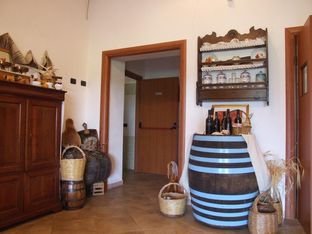 Agriturismo Locoe Oliena Extérieur photo