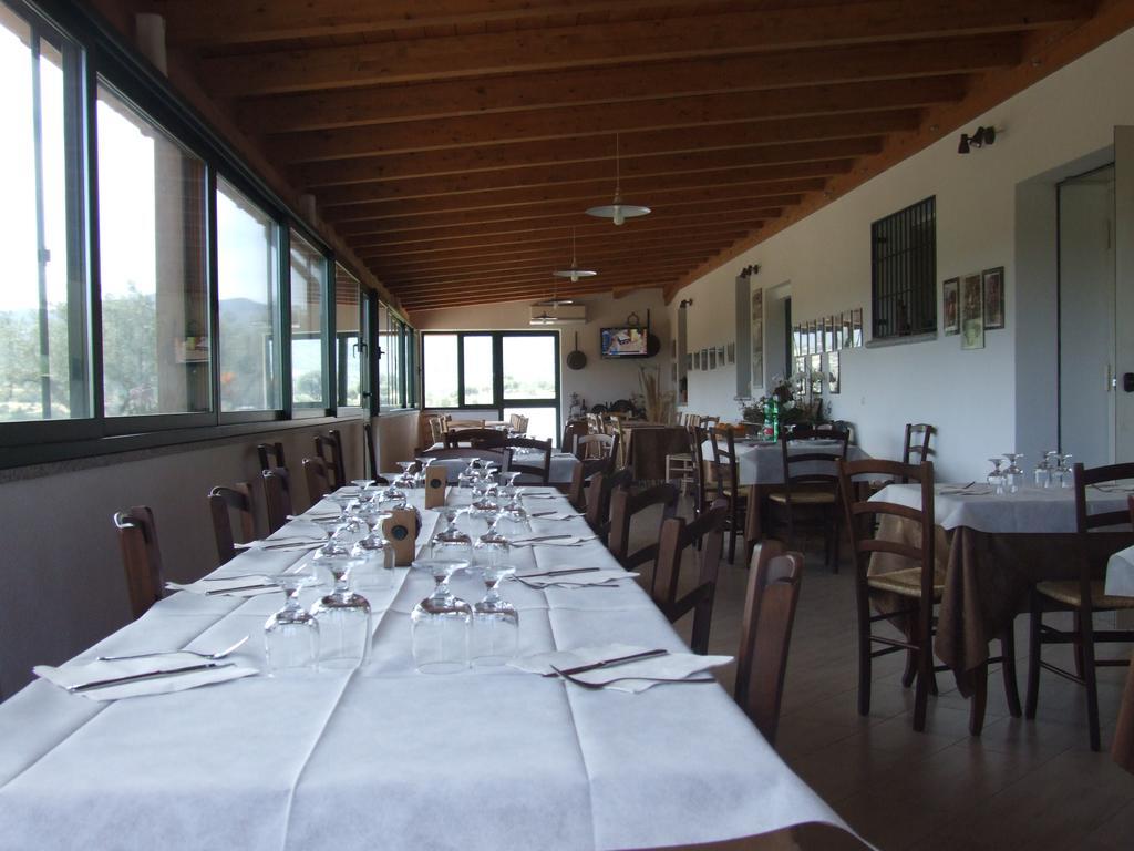 Agriturismo Locoe Oliena Extérieur photo