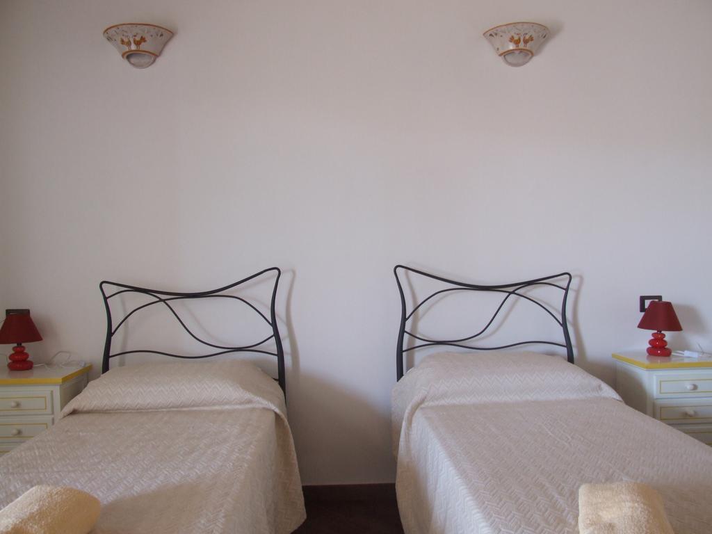 Agriturismo Locoe Oliena Extérieur photo