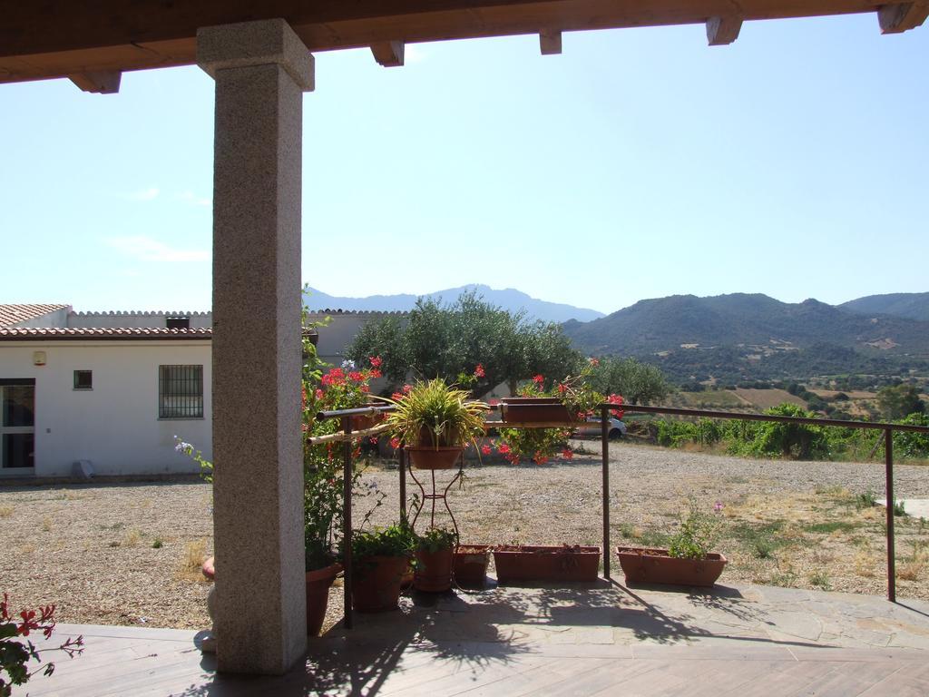 Agriturismo Locoe Oliena Extérieur photo