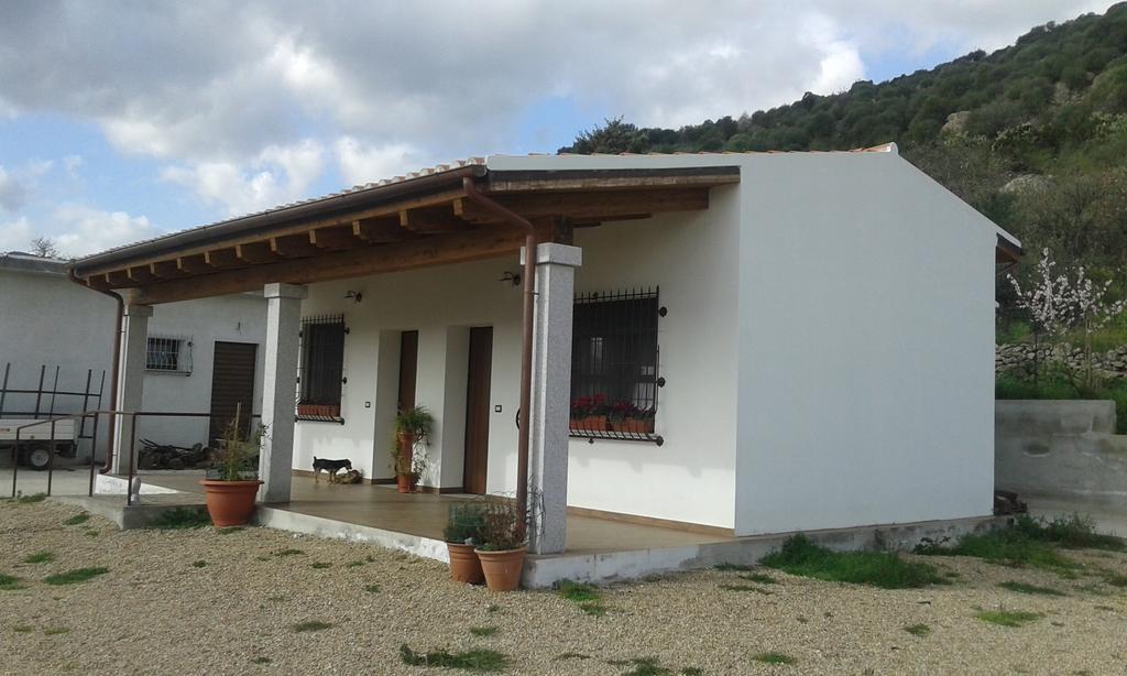 Agriturismo Locoe Oliena Extérieur photo